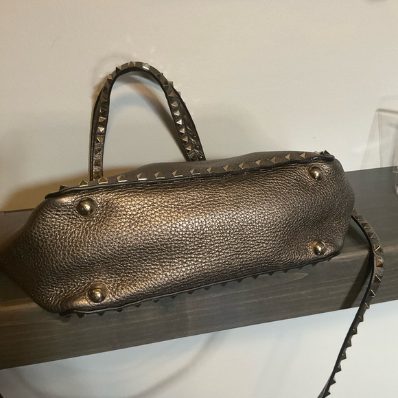 Valentino Garavani Rock Stud Tote 2 Way - Picture 10 of 15